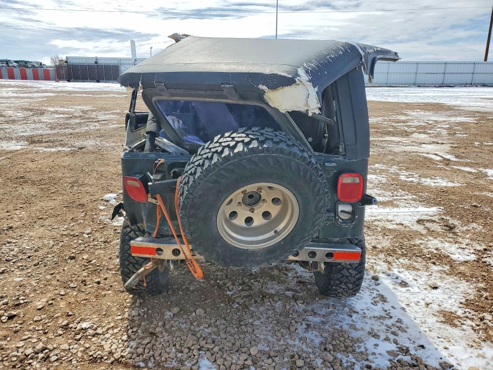 46289316 :رقم المزاد ، 1JCCN87E9DT045925 vin ، 1983 Jeep Jeep مزاد بيع