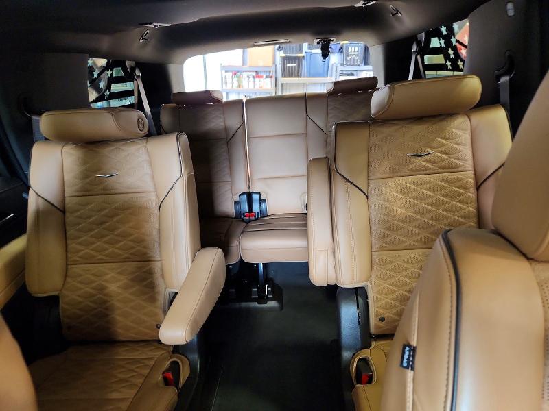 2022 Cadillac Escalade მანქანა იყიდება აუქციონზე, vin: 1GYS4BKL3NR341583, აუქციონის ნომერი: 47526386