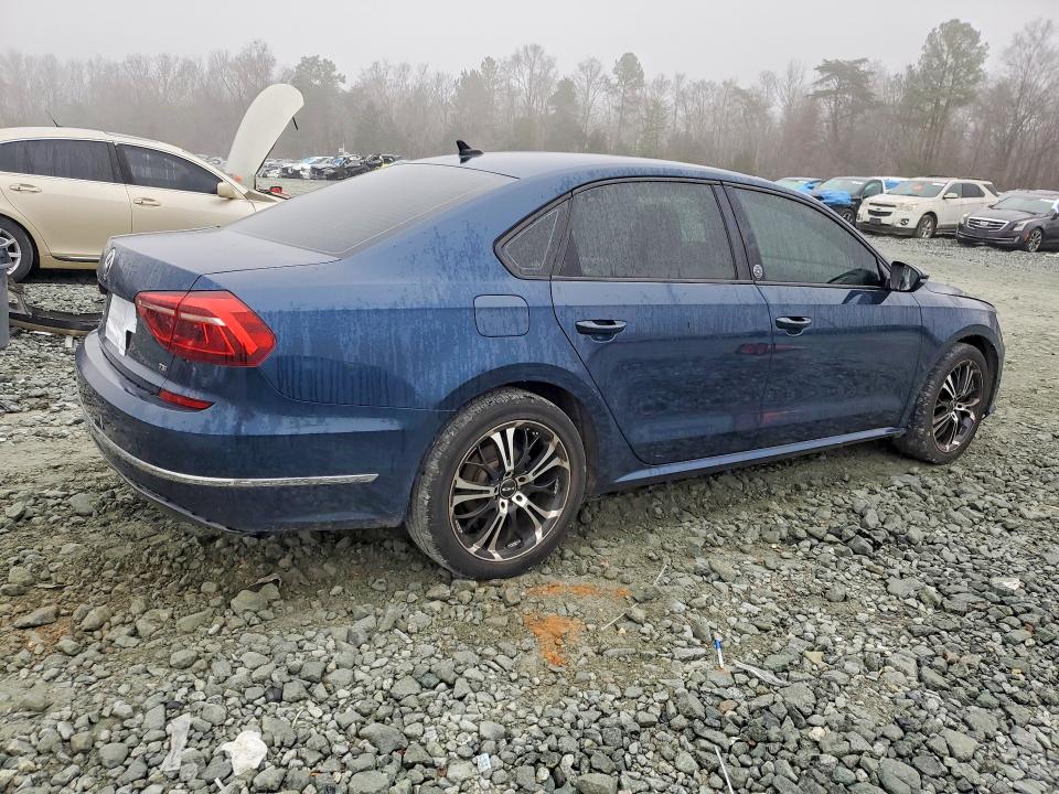 79612145 :رقم المزاد ، 1VWLA7A38KC013394 vin ، 2019 Volkswagen Passat مزاد بيع