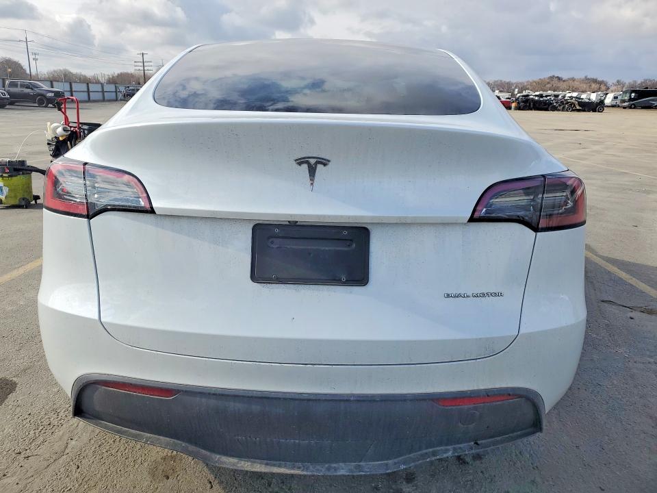 2023 Tesla Model Y მანქანა იყიდება აუქციონზე, vin: 7SAYGDEE7PA101154, აუქციონის ნომერი: 79379575