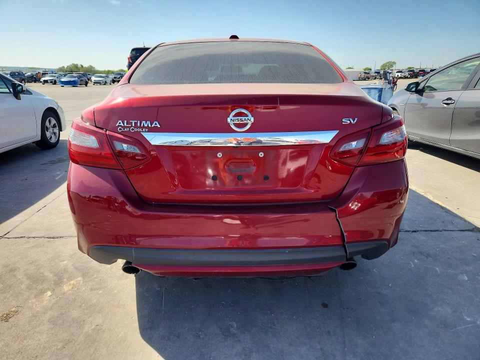 2018 Nissan Altima მანქანა იყიდება აუქციონზე, vin: 1N4AL3AP4JC232826, აუქციონის ნომერი: 46893206