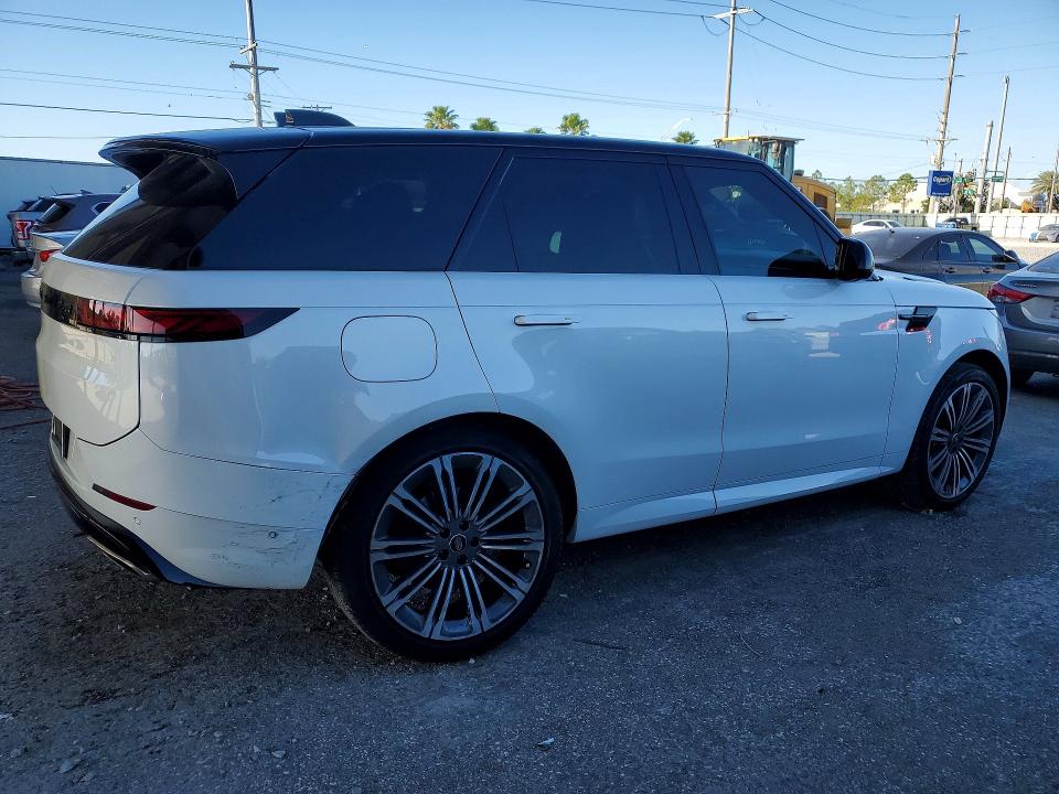 2024 Land Rover Range Rover Sport მანქანა იყიდება აუქციონზე, vin: SAL1L9FU2RA178650, აუქციონის ნომერი: 46884326