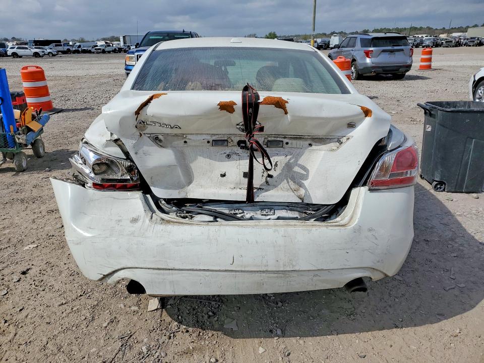 79821125 :رقم المزاد ، 1N4AL3AP7FC456597 vin ، 2015 Nissan Altima مزاد بيع