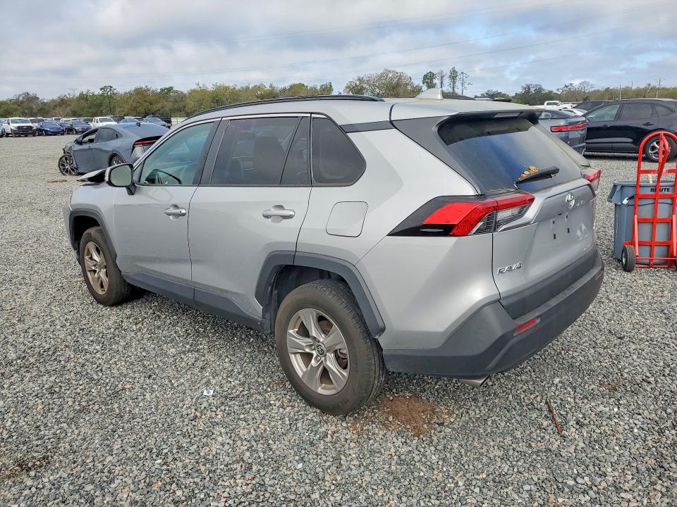 Продажа на аукционе авто 2023 Toyota Rav4, vin: 2T3W1RFV4PW266027, номер лота: 42045696