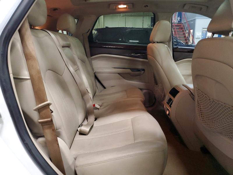 41939986 :رقم المزاد ، 3GYFNEE31FS583704 vin ، 2015 Cadillac Srx مزاد بيع