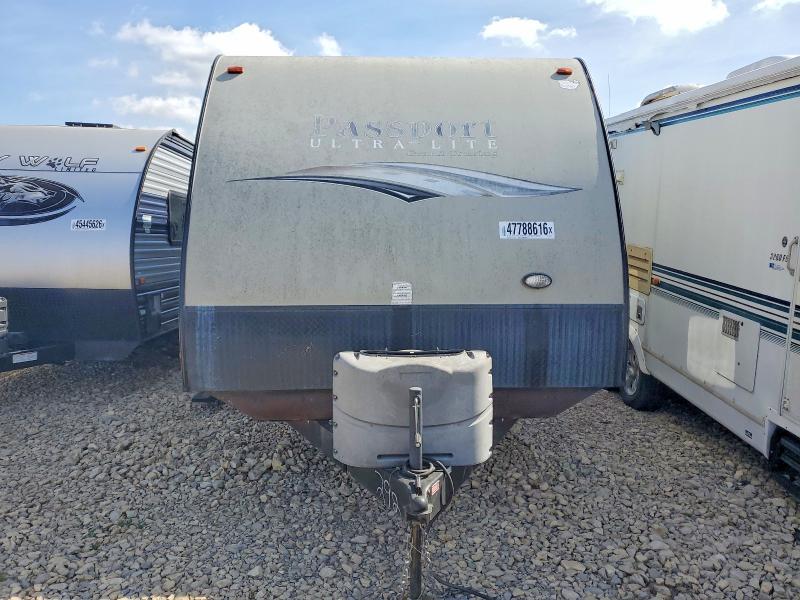 47788616 :رقم المزاد ، 4YDT29223GT414292 vin ، 2016 Keystone Passport مزاد بيع