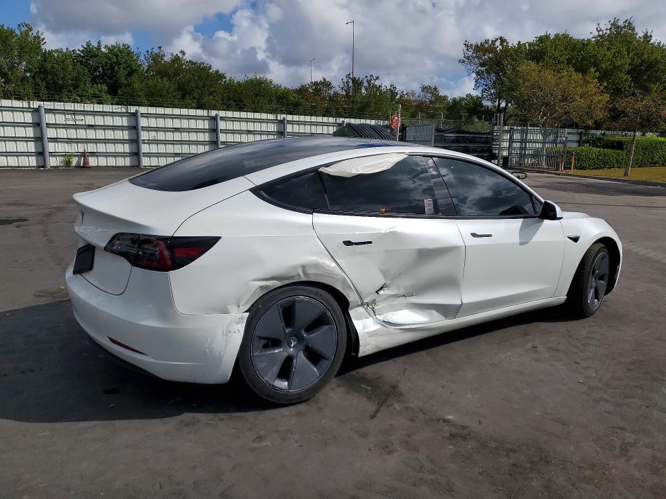 Продаж на аукціоні авто 2022 Tesla Model 3, vin: 5YJ3E1EA8NF163400, номер лоту: 78682195