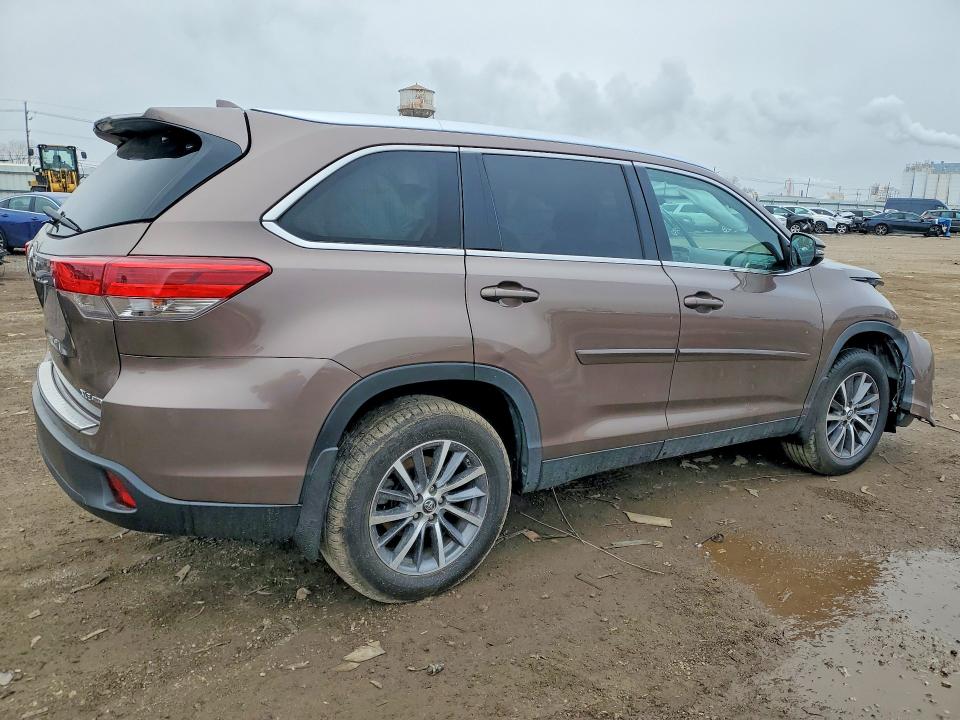 Aukcja sprzedaży 2019 Toyota Highlander, vin: 5TDJZRFH6KS973881, numer aukcji: 41988136