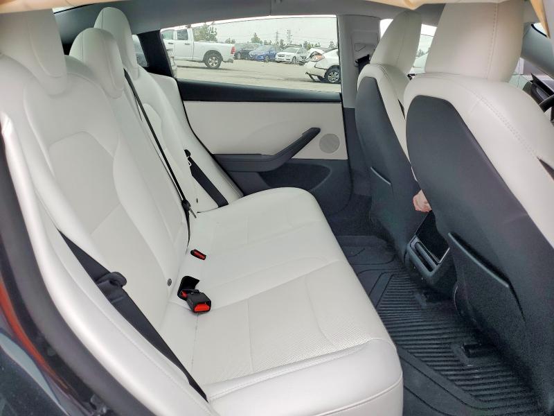 47987886 :رقم المزاد ، 5YJ3E1EAXTF125499 vin ، 2026 Tesla Model 3 مزاد بيع
