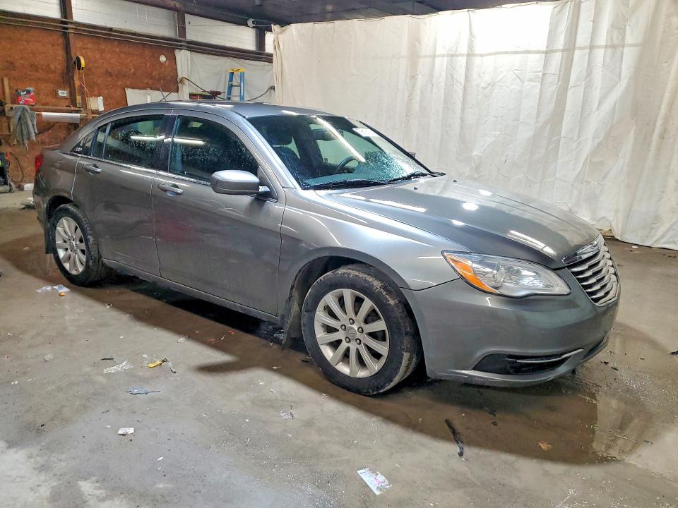 Продажа на аукционе авто 2013 Chrysler 200, vin: 1C3CCBBBXDN568221, номер лота: 79818115