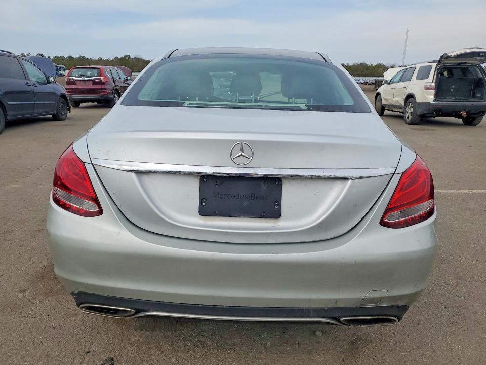 Продажа на аукционе авто 2016 Mercedes-benz C, vin: 55SWF4KB2GU143556, номер лота: 46451386