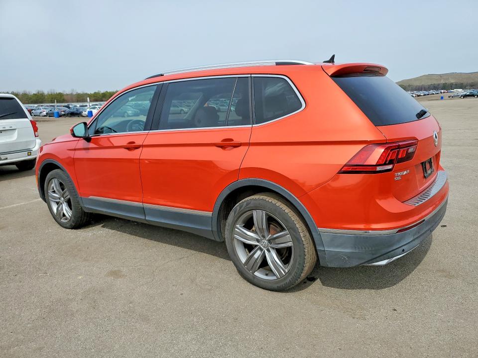 46523686 :رقم المزاد ، 3VV4B7AX3KM008899 vin ، 2019 Volkswagen Tiguan مزاد بيع