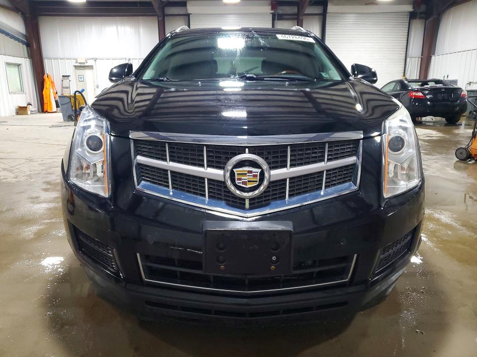 46728496 :رقم المزاد ، 3GYFNAEY7AS578391 vin ، 2010 Cadillac Srx مزاد بيع