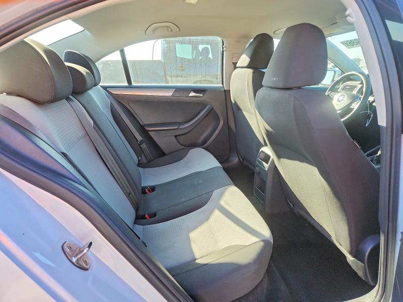 47115986 :رقم المزاد ، 3VW2B7AJ3HM401325 vin ، 2017 Volkswagen Jetta مزاد بيع