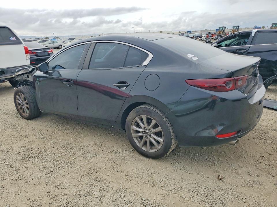 2020 Mazda 3 მანქანა იყიდება აუქციონზე, vin: JM1BPABL4L1165176, აუქციონის ნომერი: 47638236