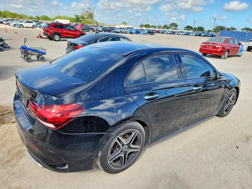Aukcja sprzedaży 2019 Mercedes-benz A, vin: WDD3G4FB2KW024704, numer aukcji: 45739176