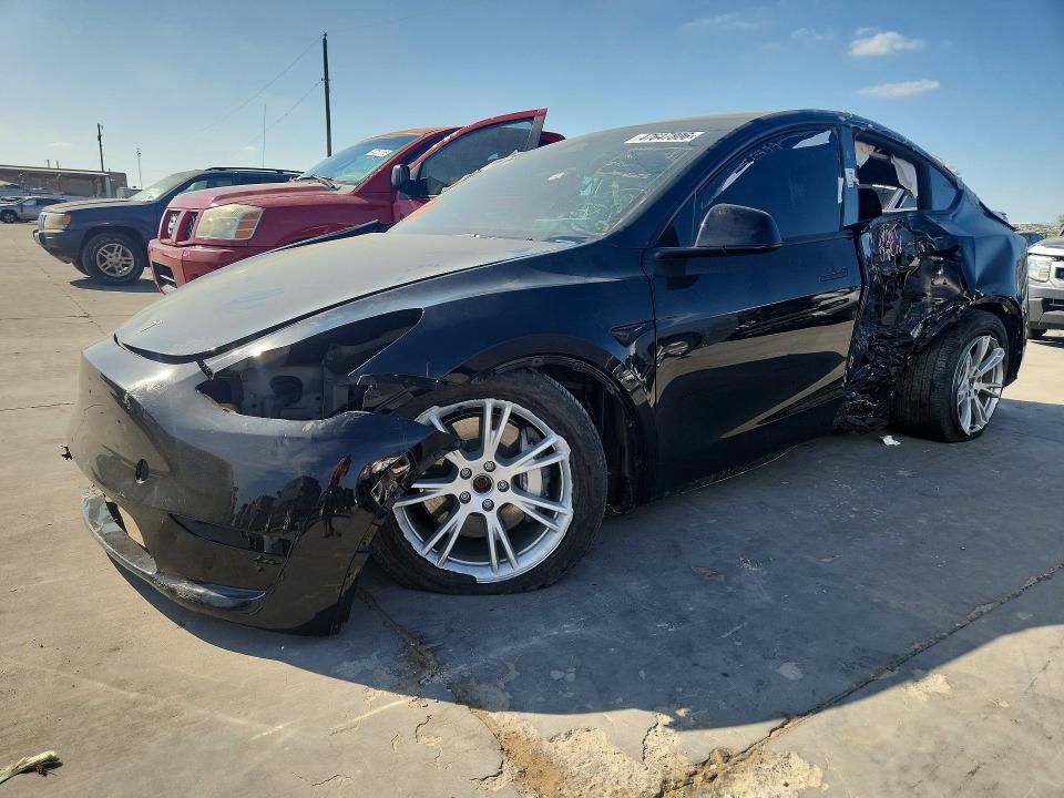 47647806 :رقم المزاد ، 7SAYGDEE1RA230834 vin ، 2024 Tesla Model Y مزاد بيع