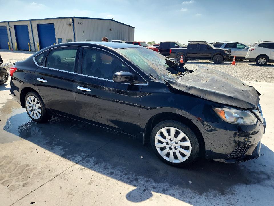 2019 Nissan Sentra მანქანა იყიდება აუქციონზე, vin: 3N1AB7AP7KY454583, აუქციონის ნომერი: 47547436