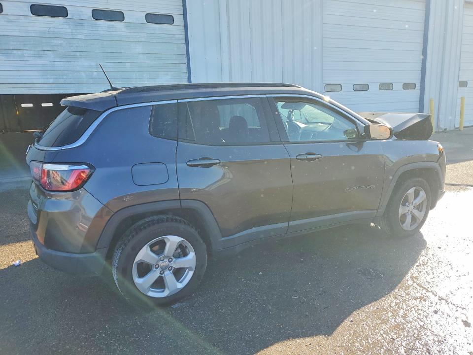 Продаж на аукціоні авто 2018 Jeep Compass, vin: 3C4NJCBB6JT122949, номер лоту: 46648086