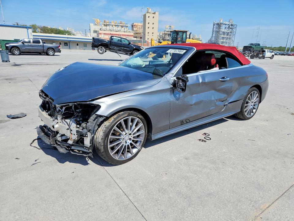 47352966 :رقم المزاد ، WDDWK4KB8HF437608 vin ، 2017 Mercedes-benz C مزاد بيع