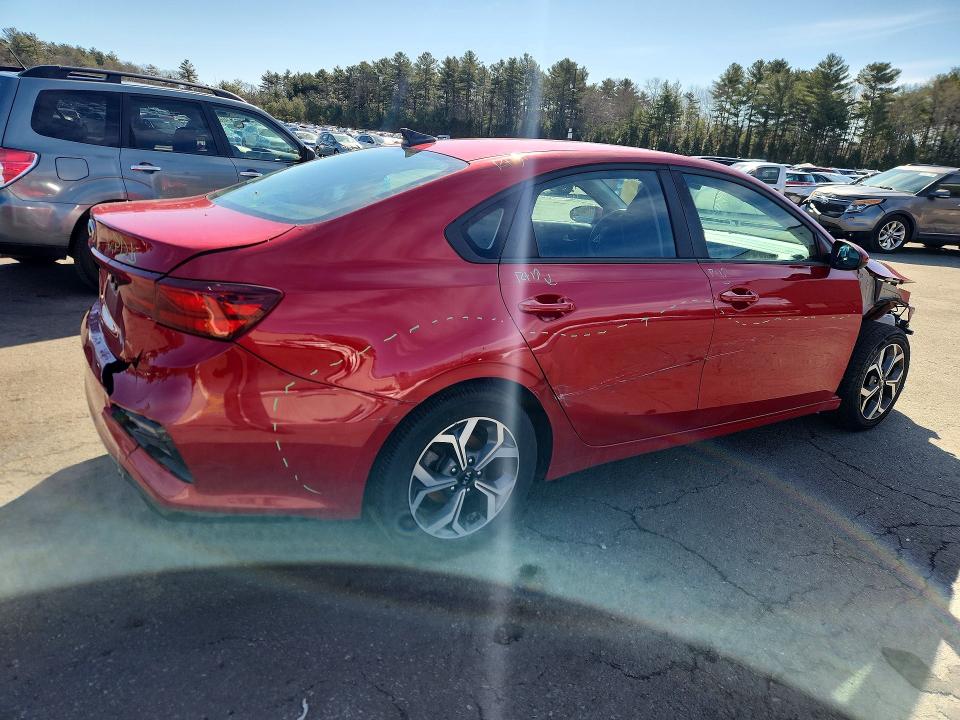 2020 Kia Forte მანქანა იყიდება აუქციონზე, vin: 3KPF24AD6LE183249, აუქციონის ნომერი: 79281035