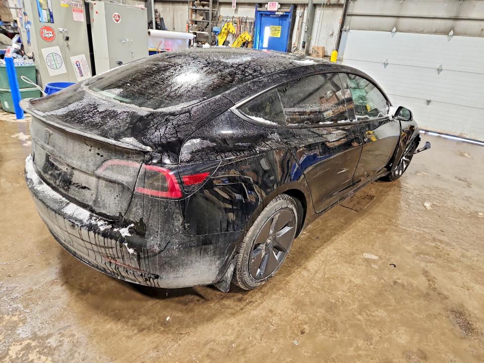 Продаж на аукціоні авто 2022 Tesla Model 3, vin: 5YJ3E1EA1NF332303, номер лоту: 45612976