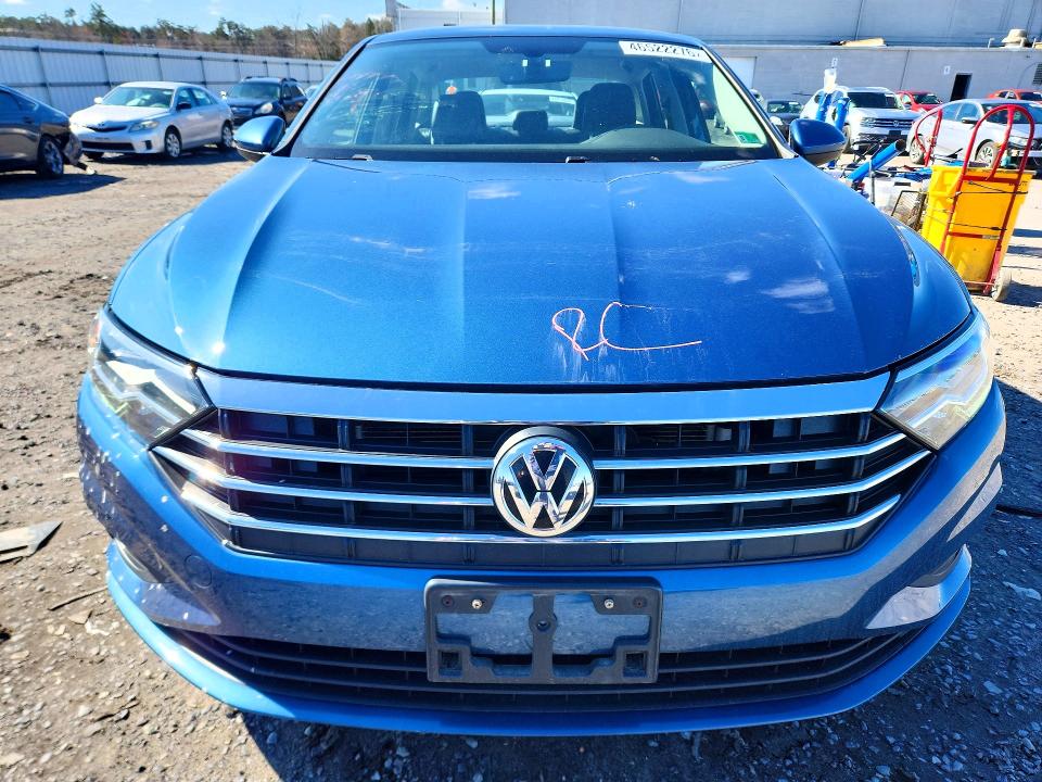 46522276 :رقم المزاد ، 3VWC57BU7MM095535 vin ، 2021 Volkswagen Jetta مزاد بيع