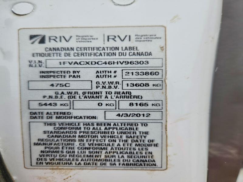 78674385 :رقم المزاد ، 1FVACXDC46HV96303 vin ، 2006 Freightliner M2 مزاد بيع