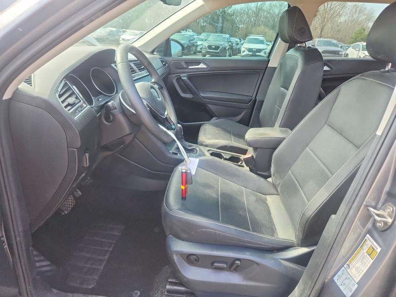 79610135 :رقم المزاد ، 3VV3B7AX5MM015982 vin ، 2021 Volkswagen Tiguan مزاد بيع