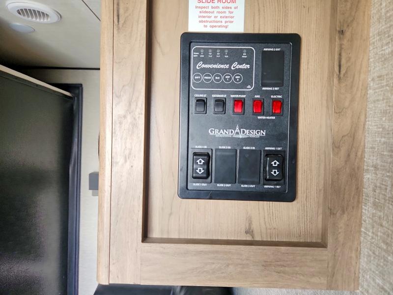 79196905 :رقم المزاد ، 573TT3423K8800497 vin ، 2019 Grand Desi Transcend مزاد بيع