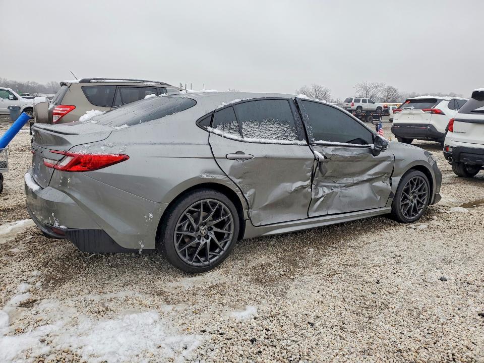 79600195 :رقم المزاد ، 4T1DBADK8SU525683 vin ، 2025 Toyota Camry مزاد بيع