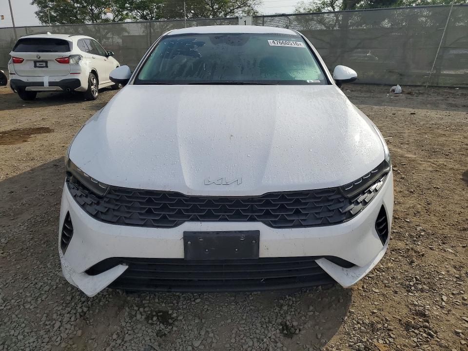 2022 Kia K5 მანქანა იყიდება აუქციონზე, vin: 5XXG14J28NG158577, აუქციონის ნომერი: 47660516