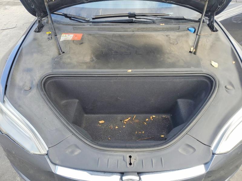 41916776 :رقم المزاد ، 5YJSA1E26HF219371 vin ، 2017 Tesla Model S مزاد بيع