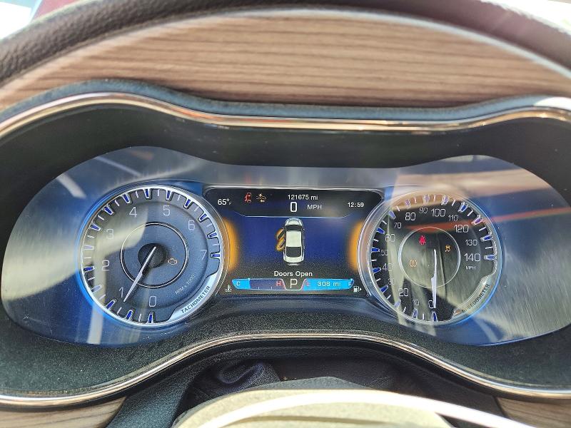 47446106 :رقم المزاد ، 1C3CCCCB7GN147582 vin ، 2016 Chrysler 200 مزاد بيع