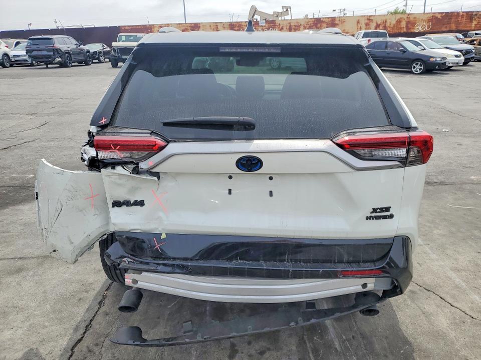 47124366 :رقم المزاد ، 4T3E6RFV8MU044230 vin ، 2021 Toyota Rav4 Hybrid مزاد بيع