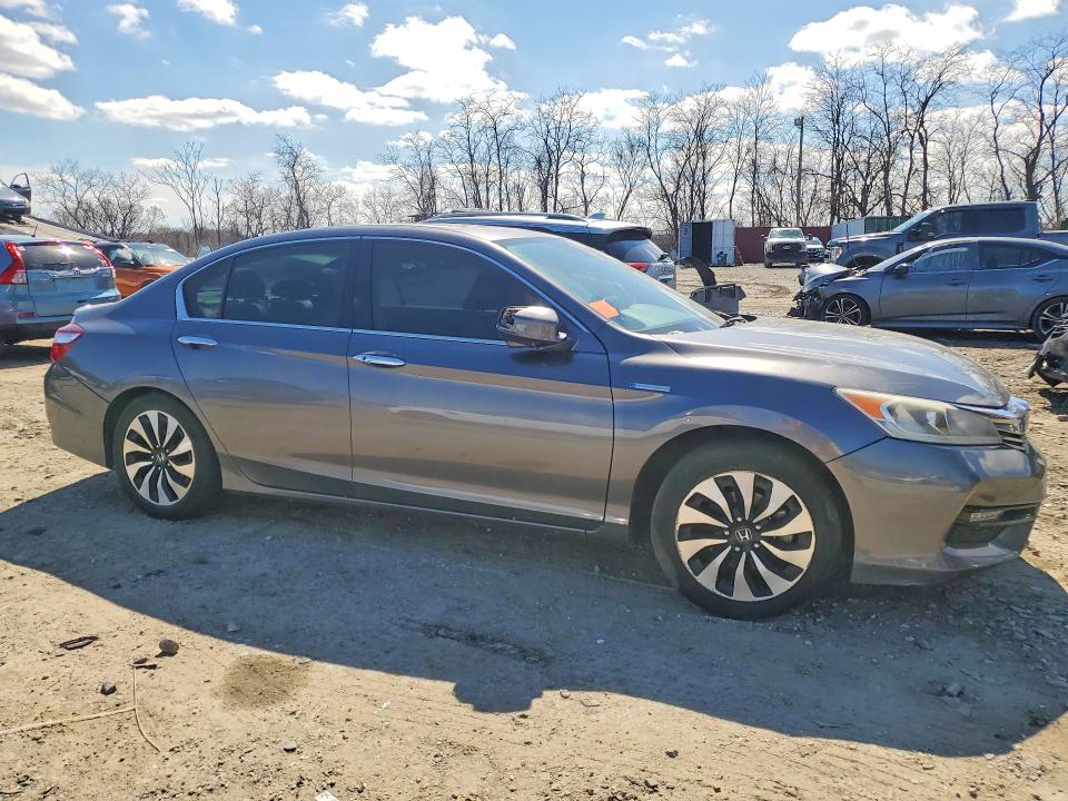 2017 Honda Accord მანქანა იყიდება აუქციონზე, vin: JHMCR6F5XHC020810, აუქციონის ნომერი: 41810186