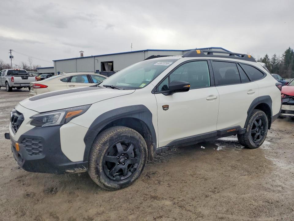 45623266 :رقم المزاد ، 4S4BTGUD1S3285200 vin ، 2025 Subaru Outback مزاد بيع