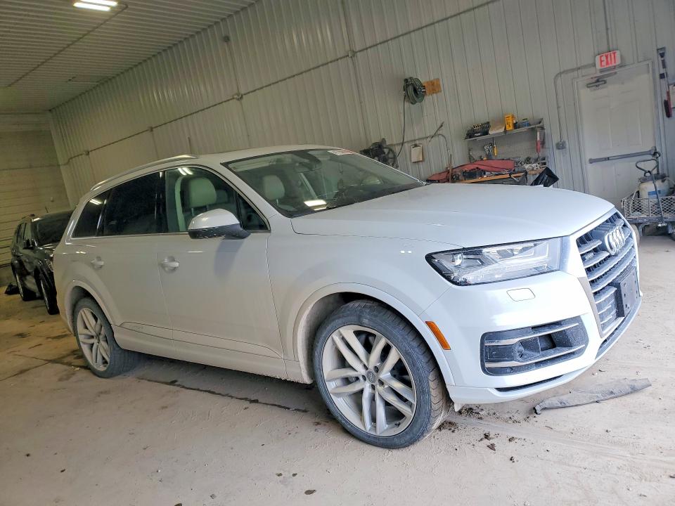41785056 :رقم المزاد ، WA1VAAF79JD047464 vin ، 2018 Audi Q7 مزاد بيع