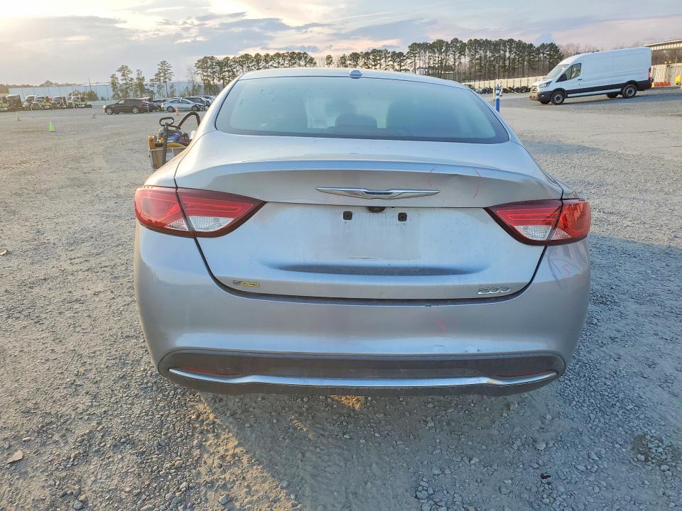 2015 Chrysler 200 მანქანა იყიდება აუქციონზე, vin: 1C3CCCAB2FN636781, აუქციონის ნომერი: 41618826