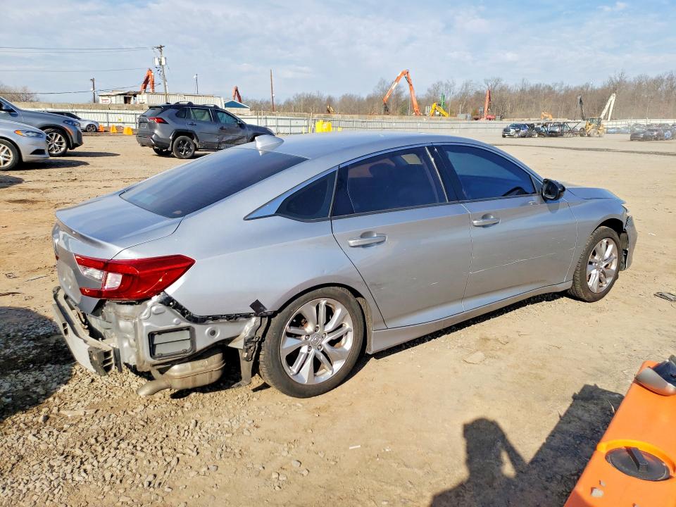 2019 Honda Accord მანქანა იყიდება აუქციონზე, vin: 1HGCV1F14KA043436, აუქციონის ნომერი: 41978056