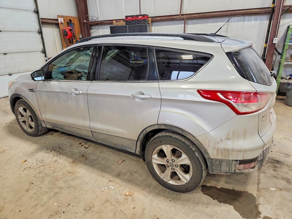 Продажа на аукционе авто 2016 Ford Escape, vin: 1FMCU0G71GUC84273, номер лота: 47291596