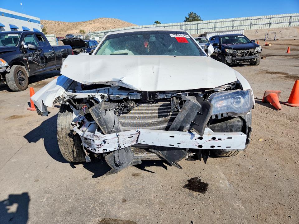 2022 Chrysler 300 მანქანა იყიდება აუქციონზე, vin: 2C3CCASGXNH177585, აუქციონის ნომერი: 79915375