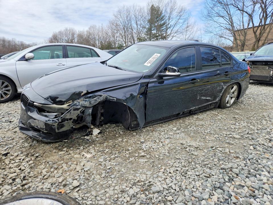 47891096 :رقم المزاد ، WBA3C3C55FK200668 vin ، 2015 Bmw 320 مزاد بيع