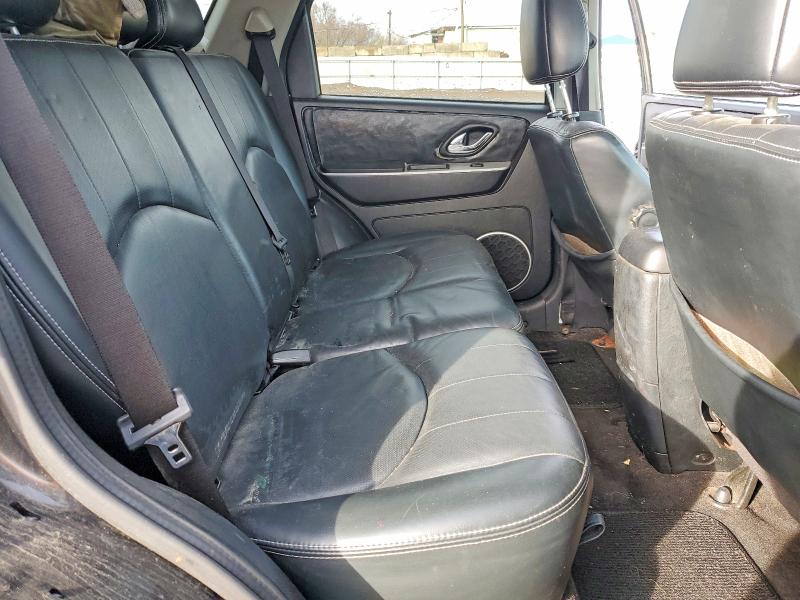 45946946 :رقم المزاد ، 4M2CU57136DJ02899 vin ، 2006 Mercury Mariner مزاد بيع