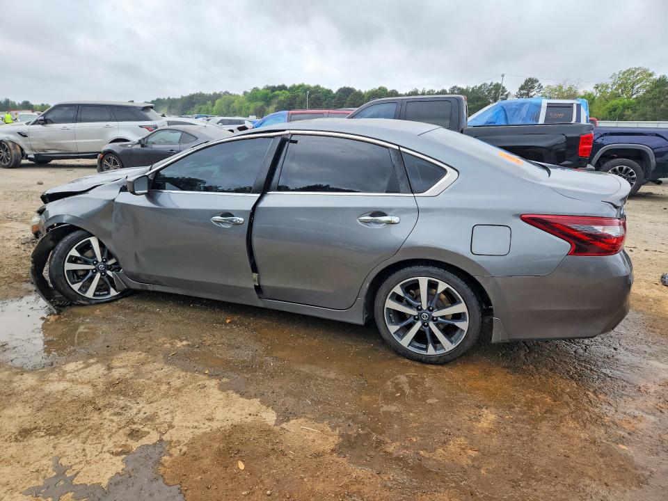 47594566 :رقم المزاد ، 1N4AL3AP7HN358435 vin ، 2017 Nissan Altima مزاد بيع