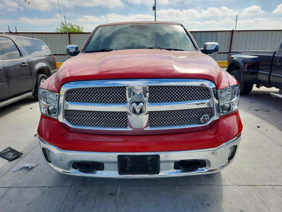 47563936 :رقم المزاد ، 1C6RR6LT9JS155262 vin ، 2018 Ram 1500 مزاد بيع