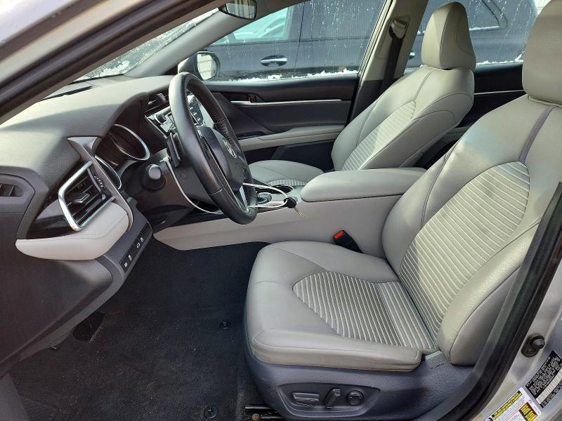 46028646 :رقم المزاد ، 4T1B11HK3JU650545 vin ، 2018 Toyota Camry مزاد بيع