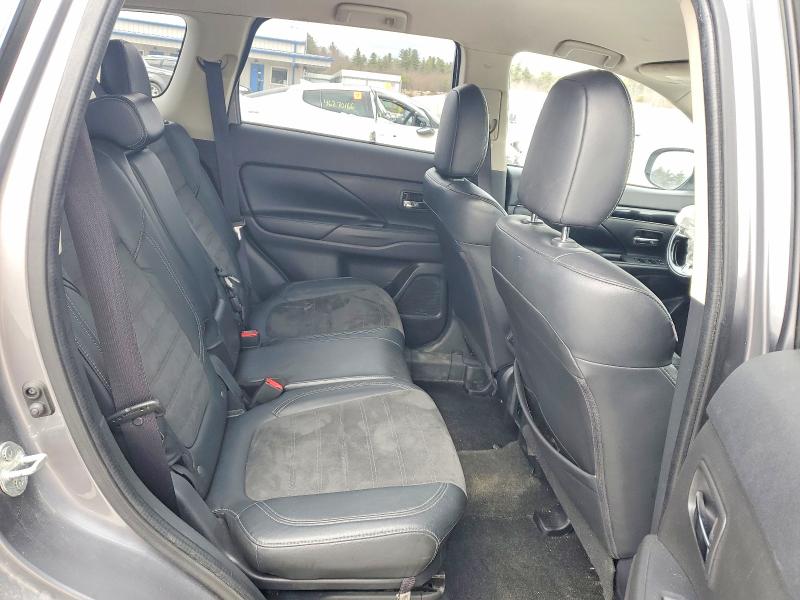 46516566 :رقم المزاد ، JA4AZ3A35LZ006097 vin ، 2020 Mitsubishi Outlander مزاد بيع