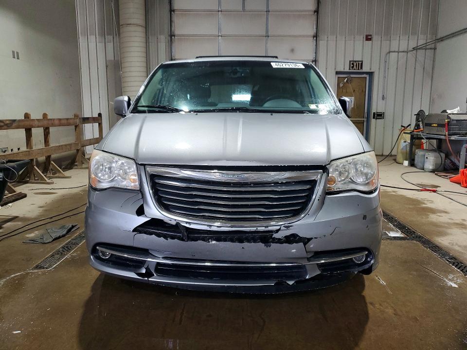 46279136 :رقم المزاد ، 2C4RC1BG1ER176101 vin ، 2014 Chrysler Town & Country مزاد بيع