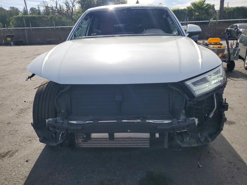 2020 Audi Q5 მანქანა იყიდება აუქციონზე, vin: WA1BNAFY1L2097161, აუქციონის ნომერი: 78561885